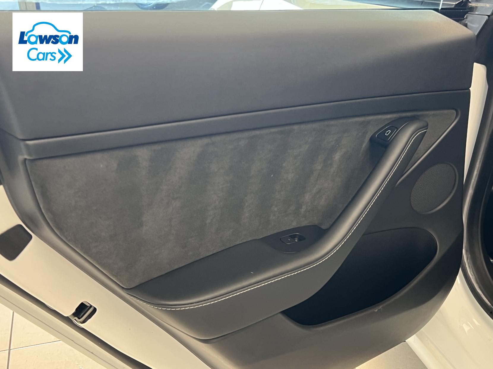 Tesla Model 3 Standard Range Plus Saloon 4dr Electric Auto RWD (241 bhp)