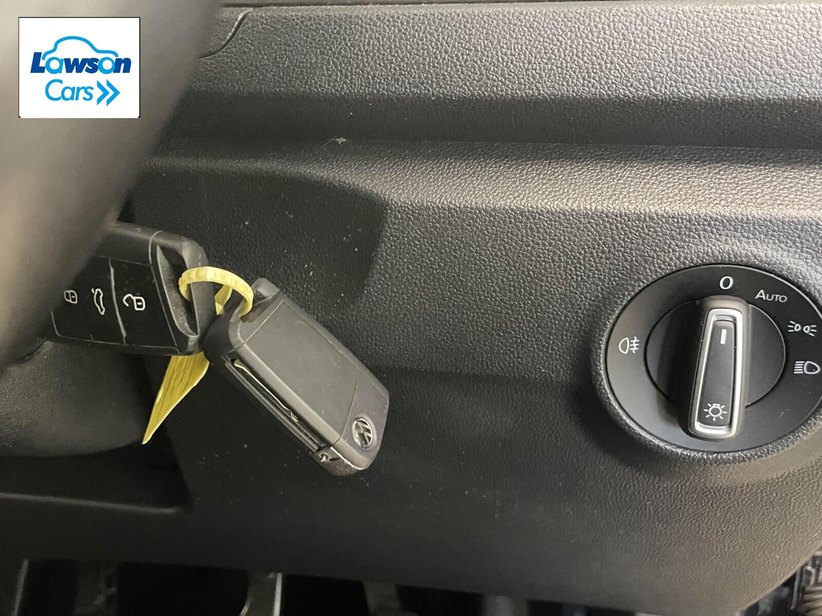 Volkswagen T-roc 1.0 TSI SE 5dr