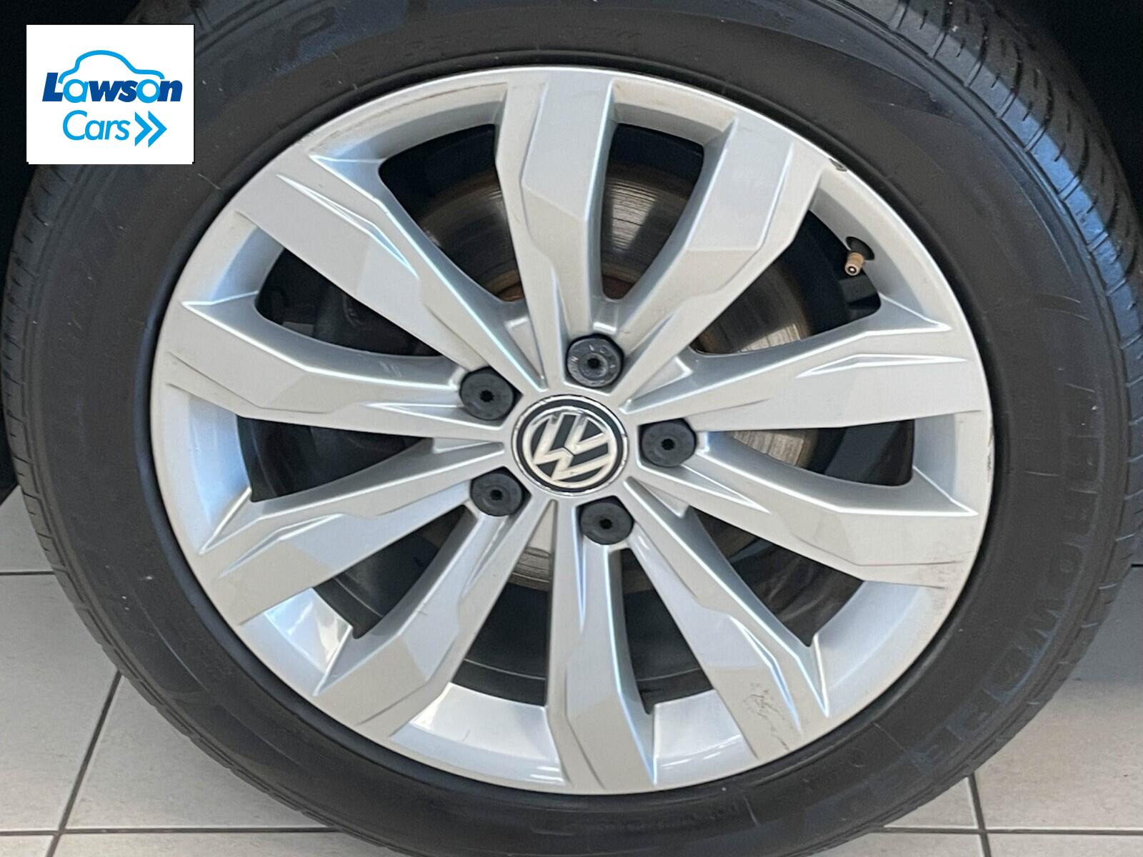 Volkswagen T-roc 1.0 TSI SE 5dr