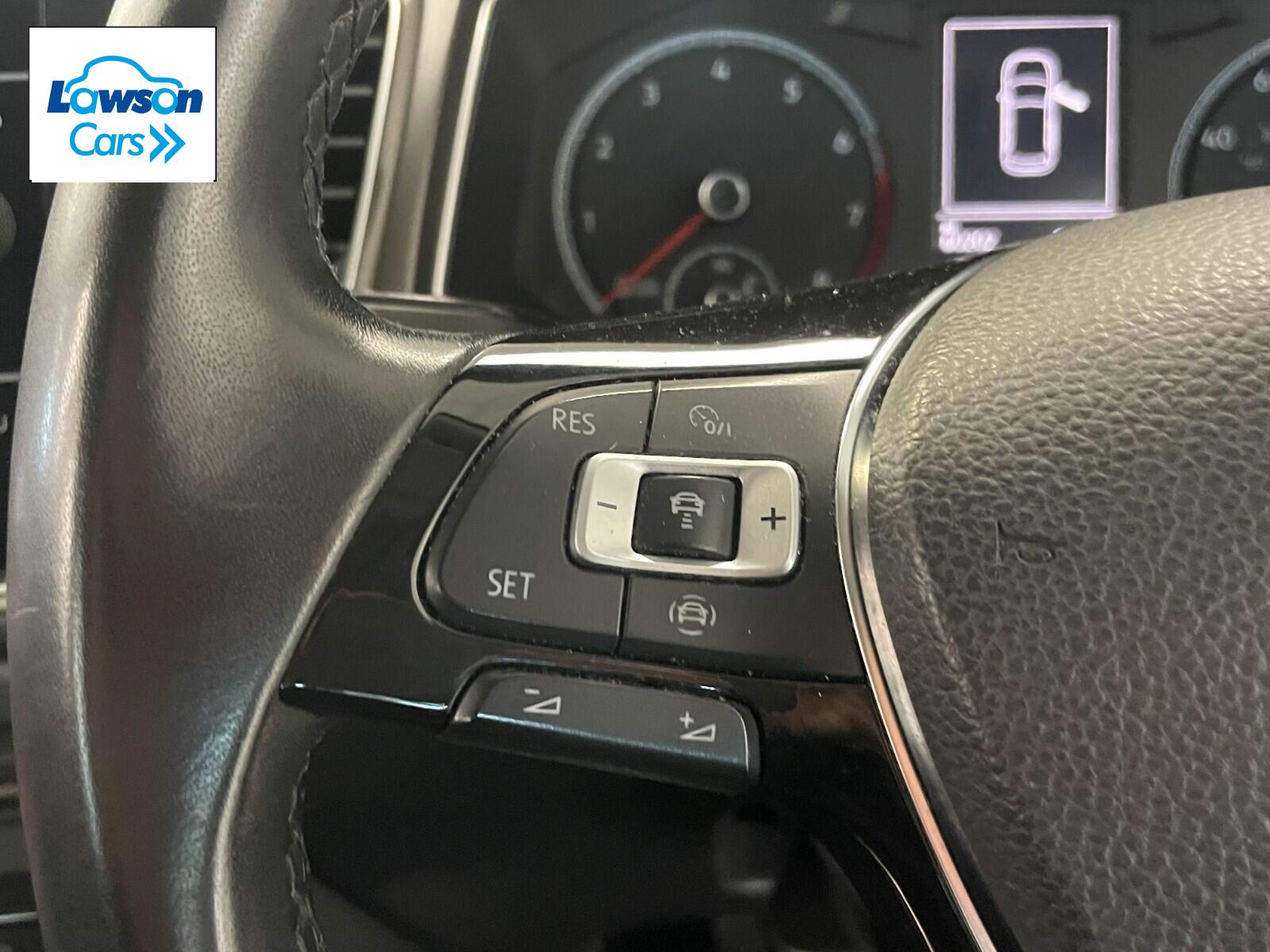 Volkswagen T-roc 1.0 TSI SE 5dr