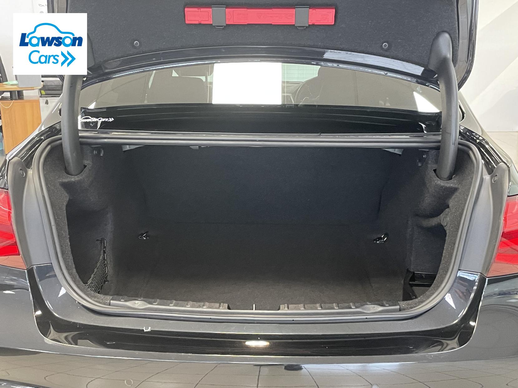 BMW 3 Series 2.0 320d M Sport Shadow Edition Saloon 4dr Diesel Auto xDrive Euro 6 (s/s) (190 ps)