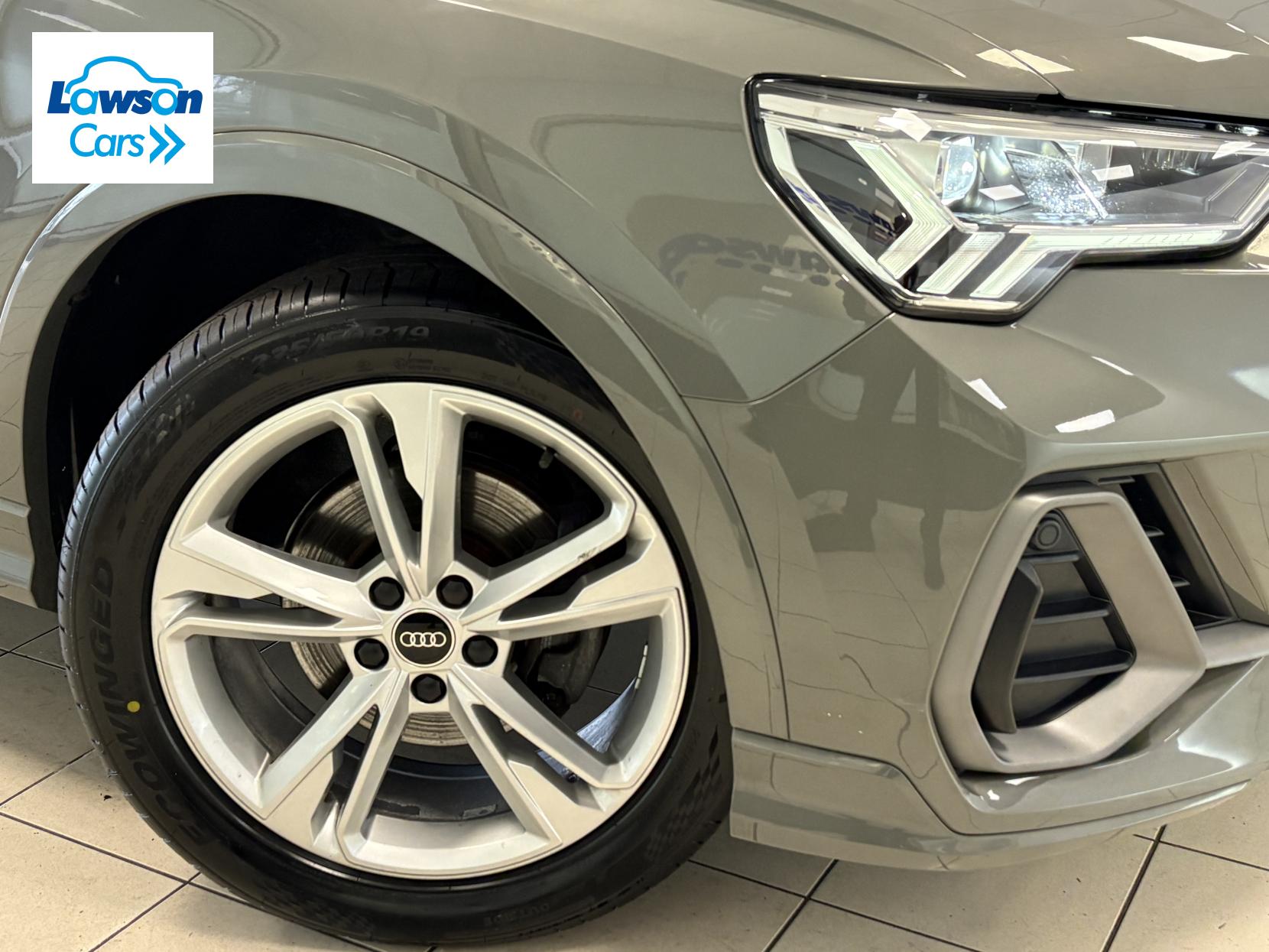 Audi Q3 1.5 TFSI CoD 35 S line SUV 5dr Petrol S Tronic Euro 6 (s/s) (150 ps)