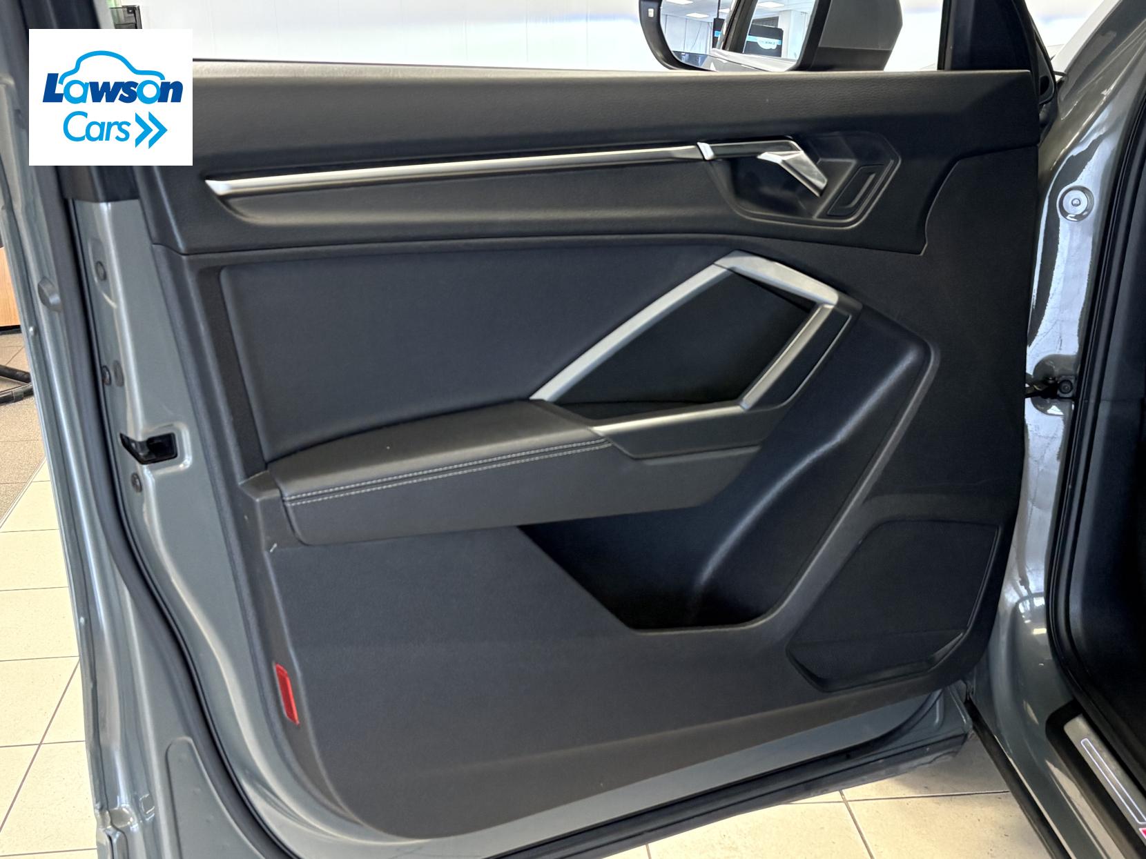 Audi Q3 1.5 TFSI CoD 35 S line SUV 5dr Petrol S Tronic Euro 6 (s/s) (150 ps)