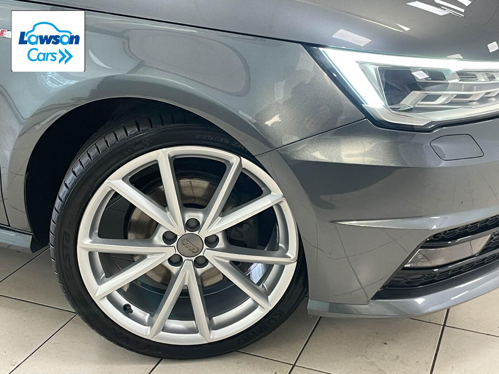 Audi A1 1.4 TFSI 125 Black Edition Nav 5dr