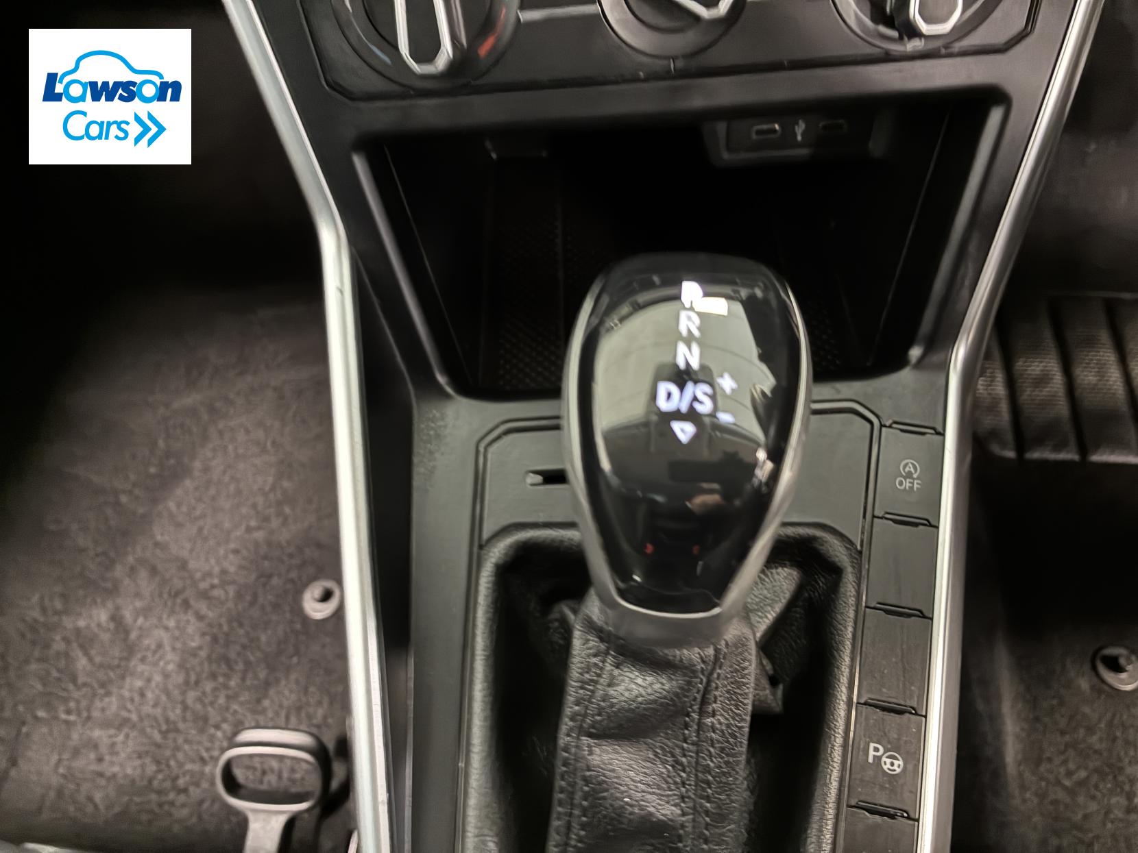 Volkswagen Taigo 1.0 TSI Life SUV 5dr Petrol DSG Euro 6 (s/s) (110 ps)