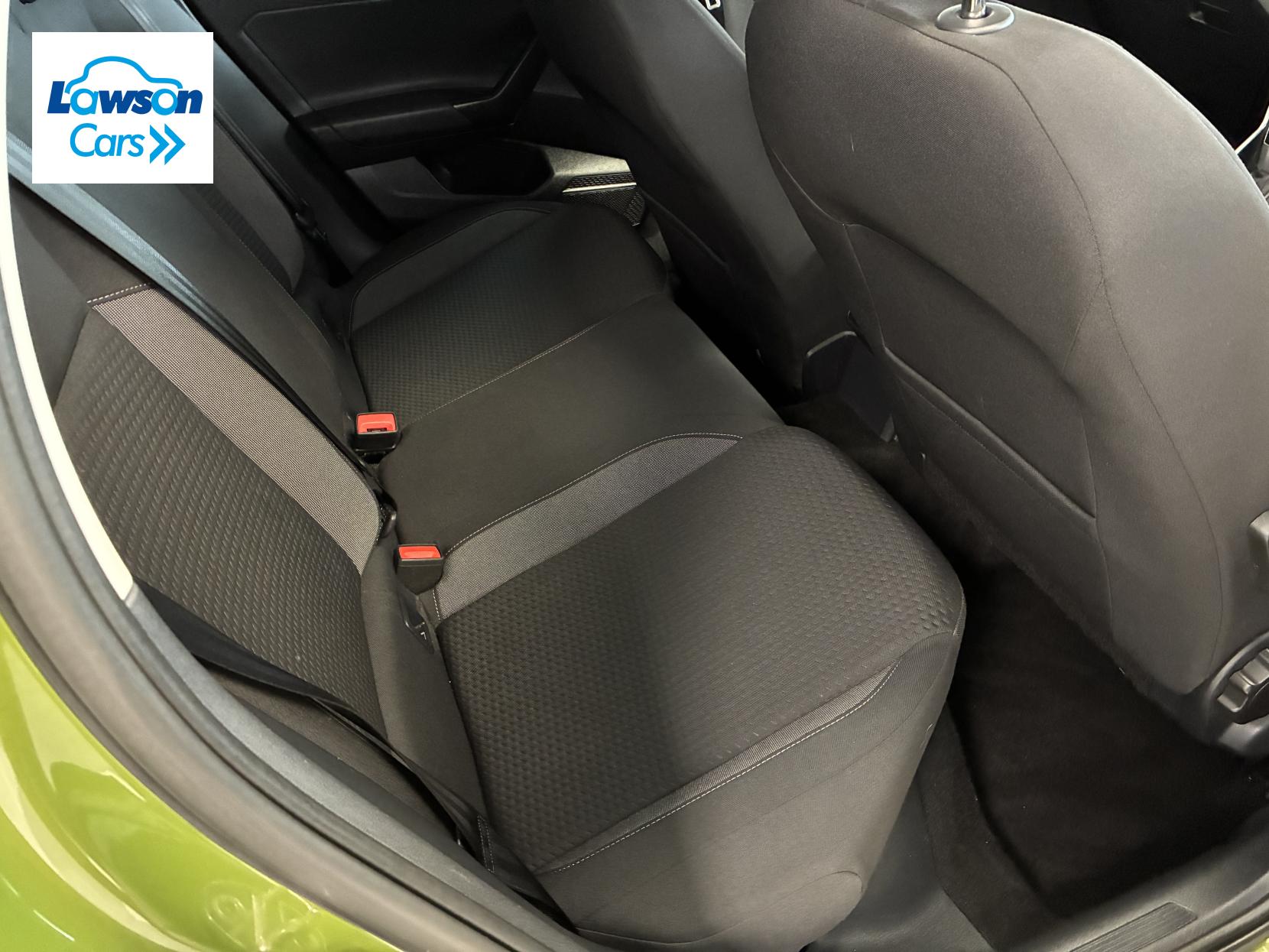 Volkswagen Taigo 1.0 TSI Life SUV 5dr Petrol DSG Euro 6 (s/s) (110 ps)