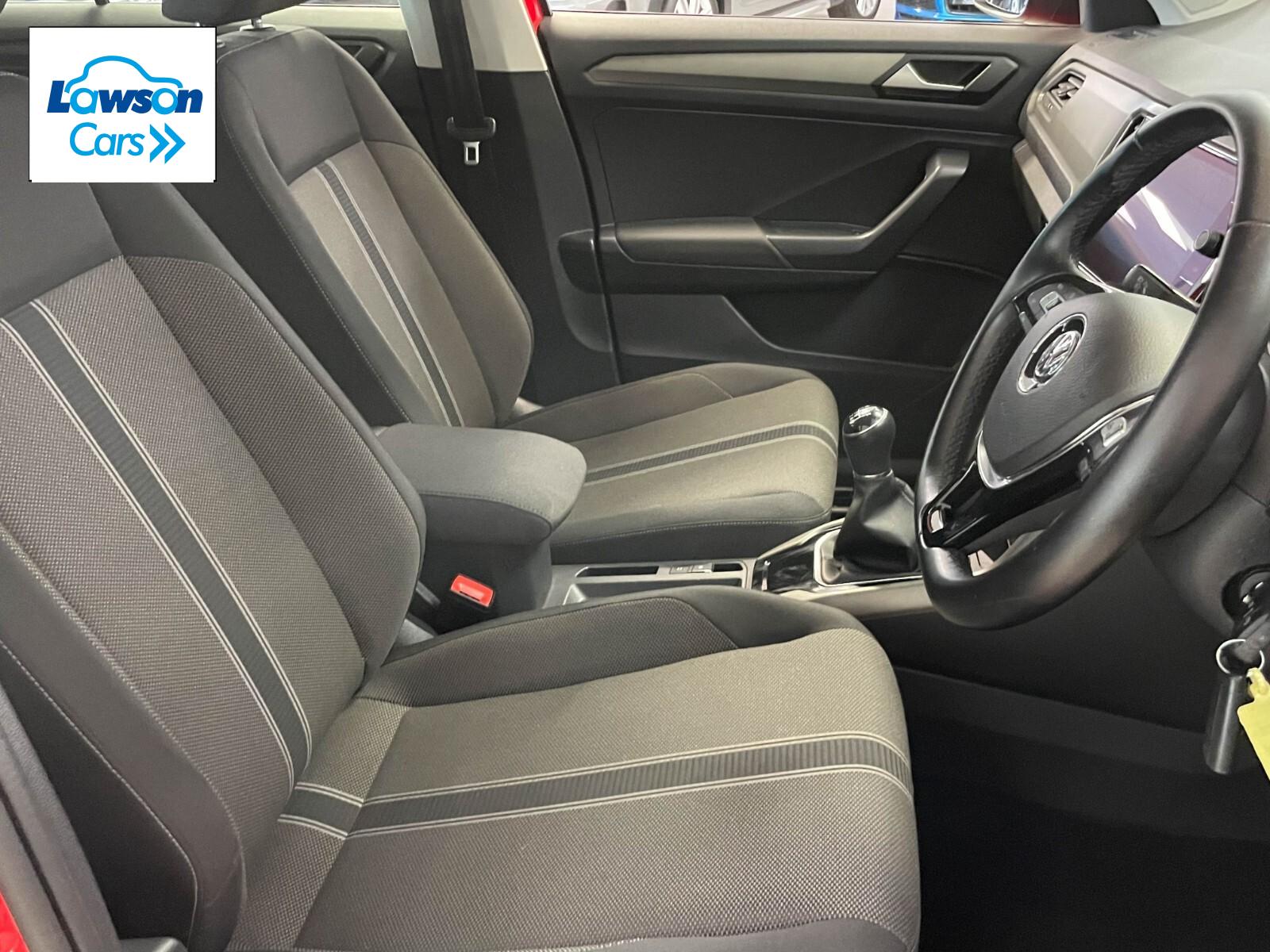 Volkswagen T-roc 1.0 TSI SE 5dr