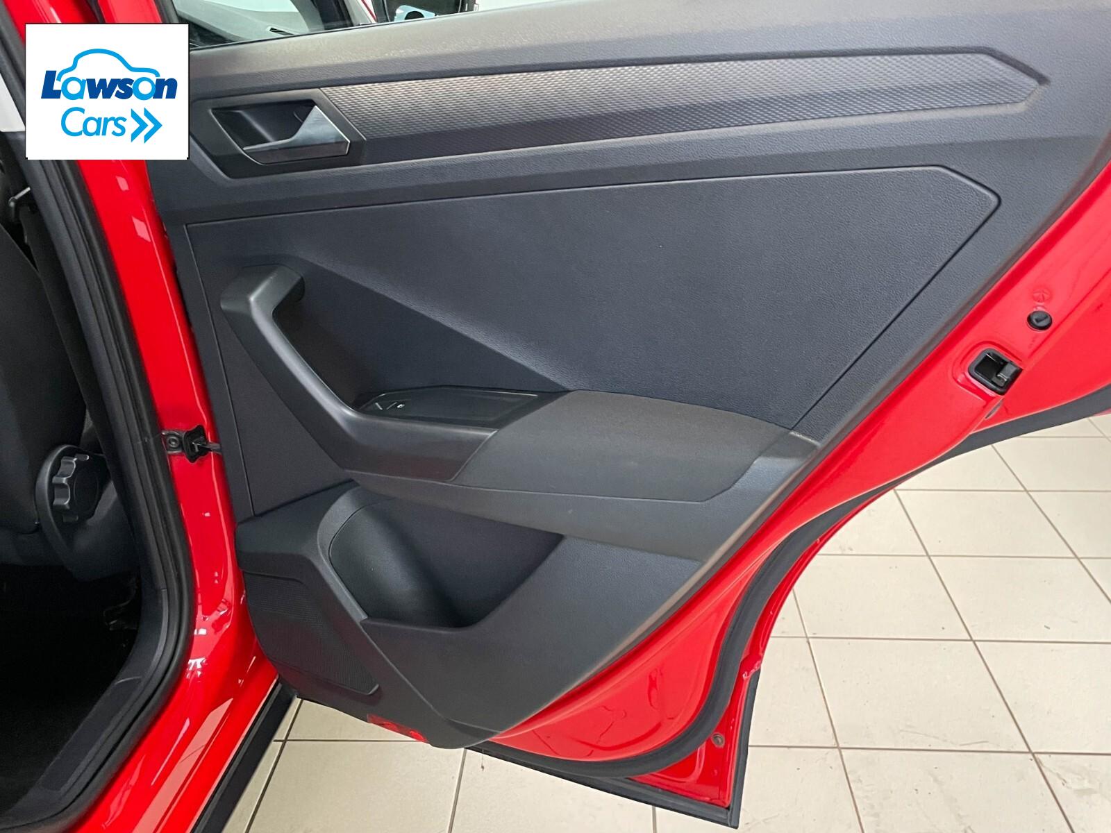 Volkswagen T-roc 1.0 TSI SE 5dr