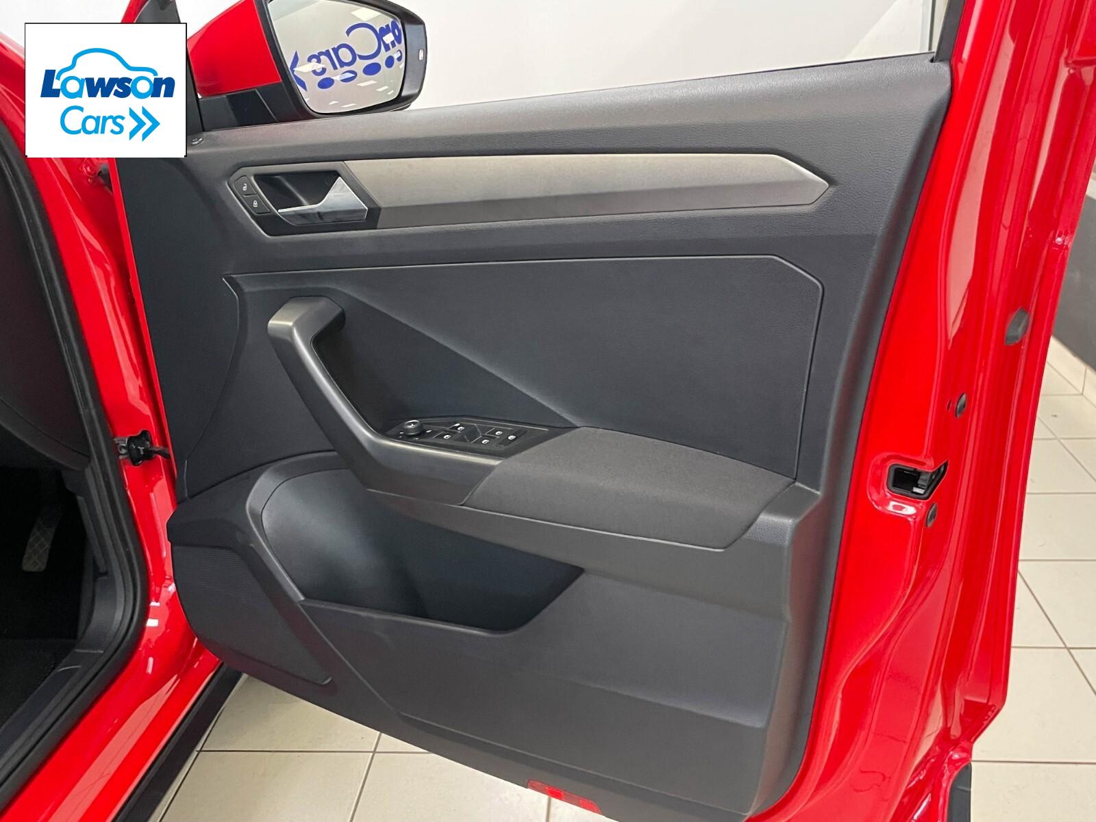 Volkswagen T-roc 1.0 TSI SE 5dr