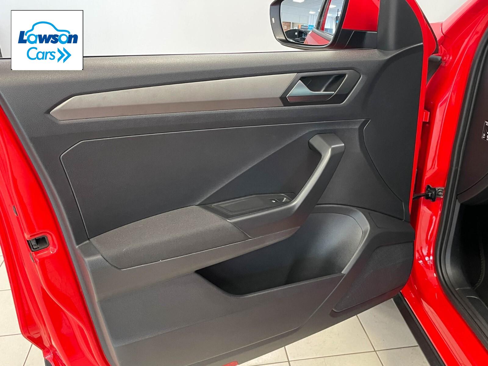 Volkswagen T-roc 1.0 TSI SE 5dr