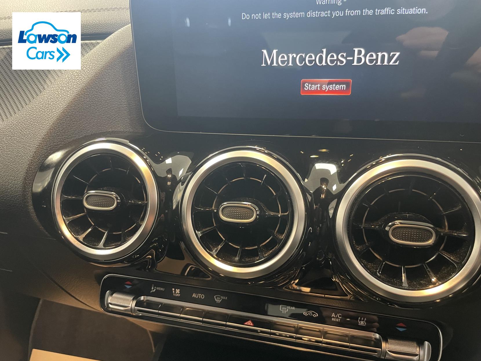 Mercedes-Benz GLA 1.3 GLA250e 15.6kWh Exclusive Edition SUV 5dr Petrol Plug-in Hybrid 8G-DCT Euro 6 (s/s) (218 ps)