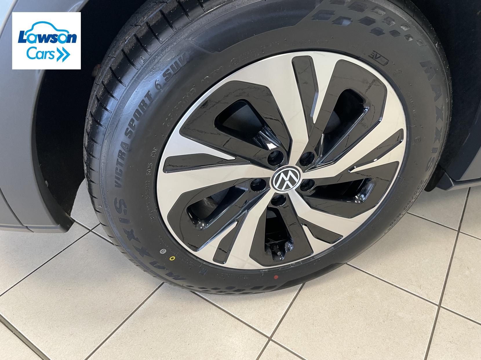 Volkswagen ID.4 Pure 52kWh Life SUV 5dr Electric Auto (148 ps)