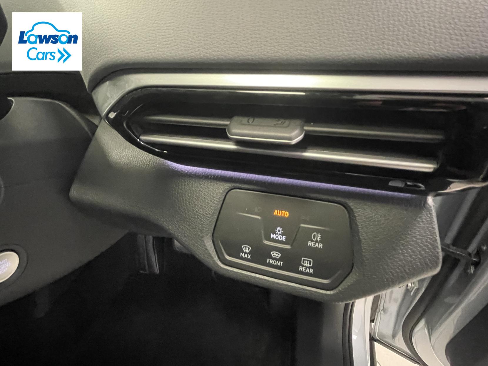 Volkswagen ID.4 Pure 52kWh Life SUV 5dr Electric Auto (148 ps)