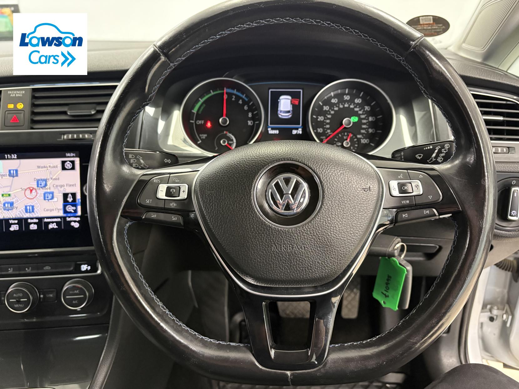 Volkswagen e-Golf 35.8kWh e-Golf Hatchback 5dr Electric Auto (136 ps)
