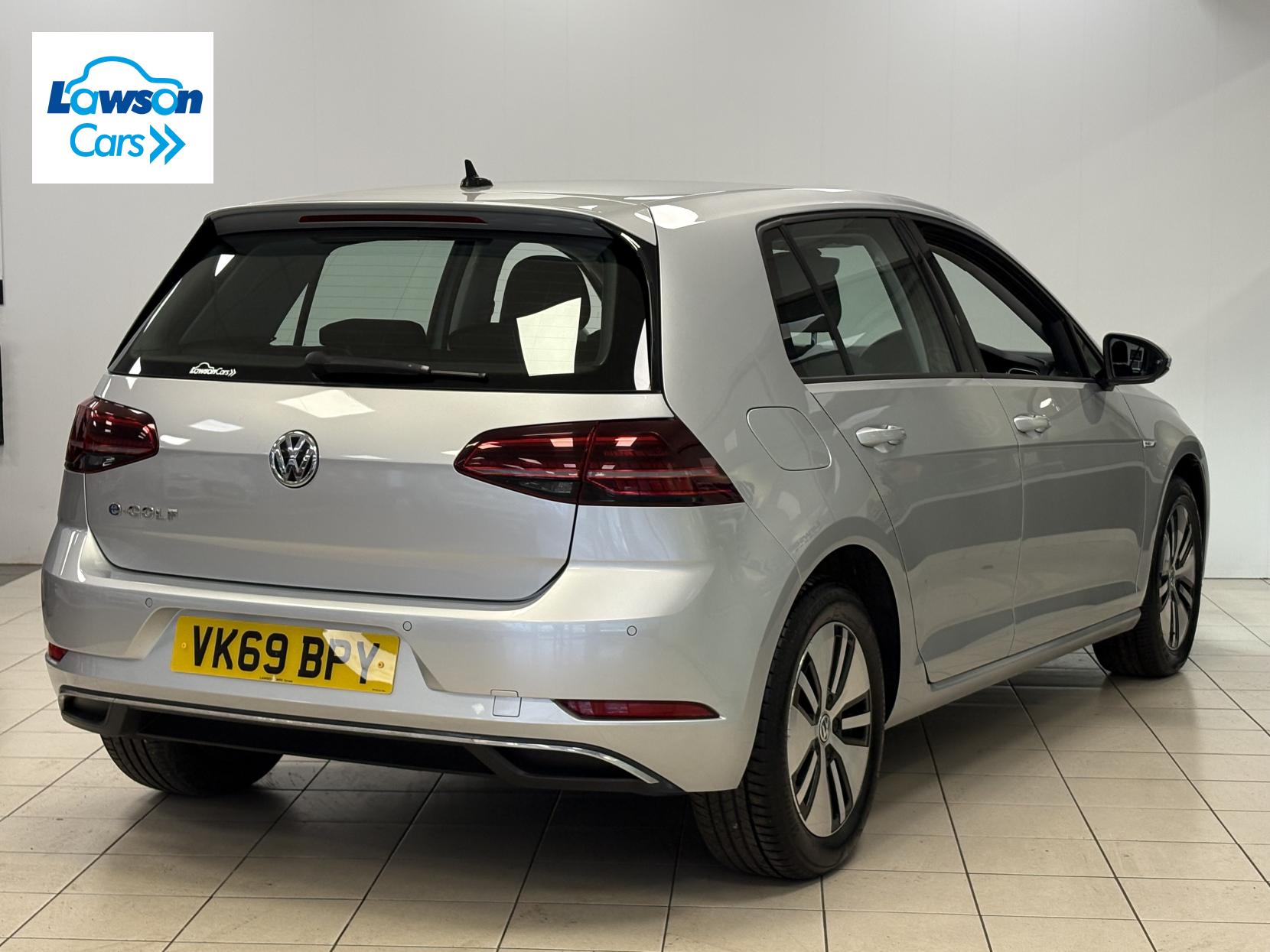 Volkswagen e-Golf 35.8kWh e-Golf Hatchback 5dr Electric Auto (136 ps)