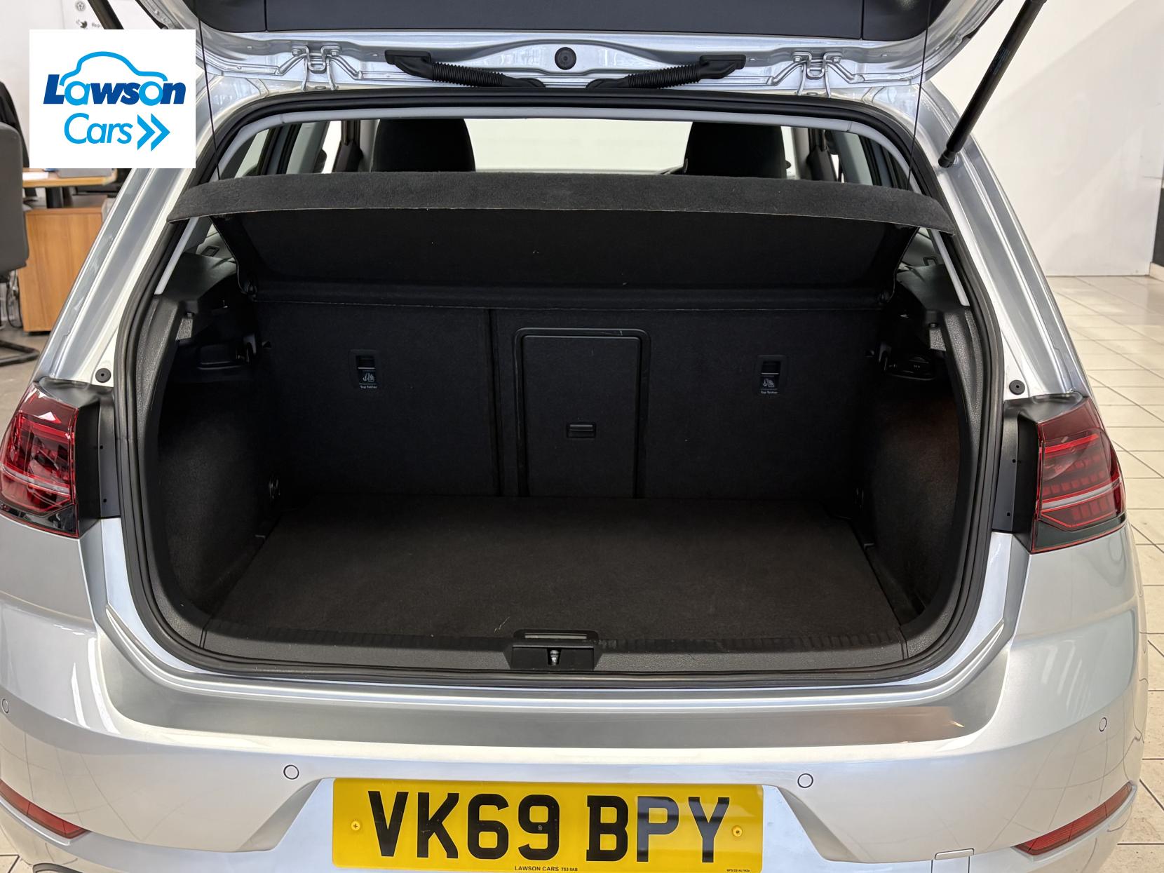 Volkswagen e-Golf 35.8kWh e-Golf Hatchback 5dr Electric Auto (136 ps)