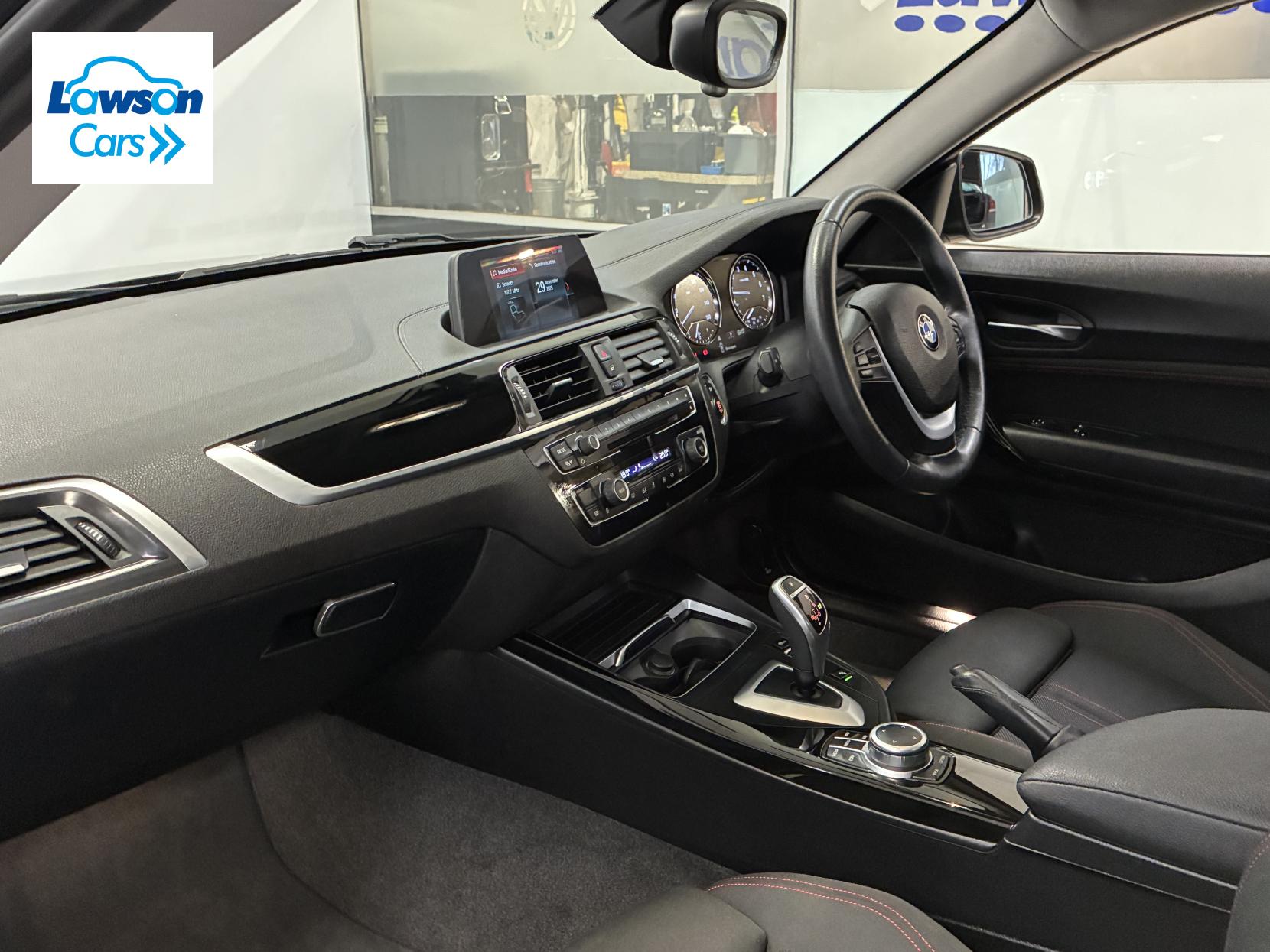 BMW 2 Series 2.0 220i Sport Coupe 2dr Petrol Auto Euro 6 (s/s) (184 ps)