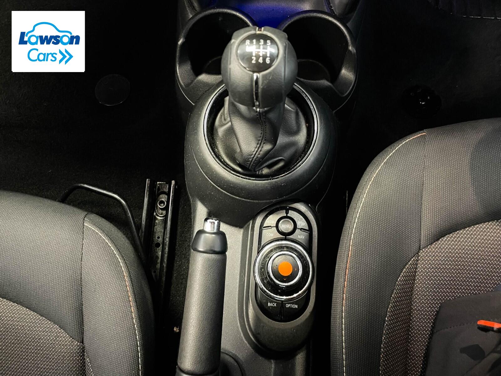 MINI HATCHBACK 1.5 One Classic II 5dr [Comfort/Nav Pack]