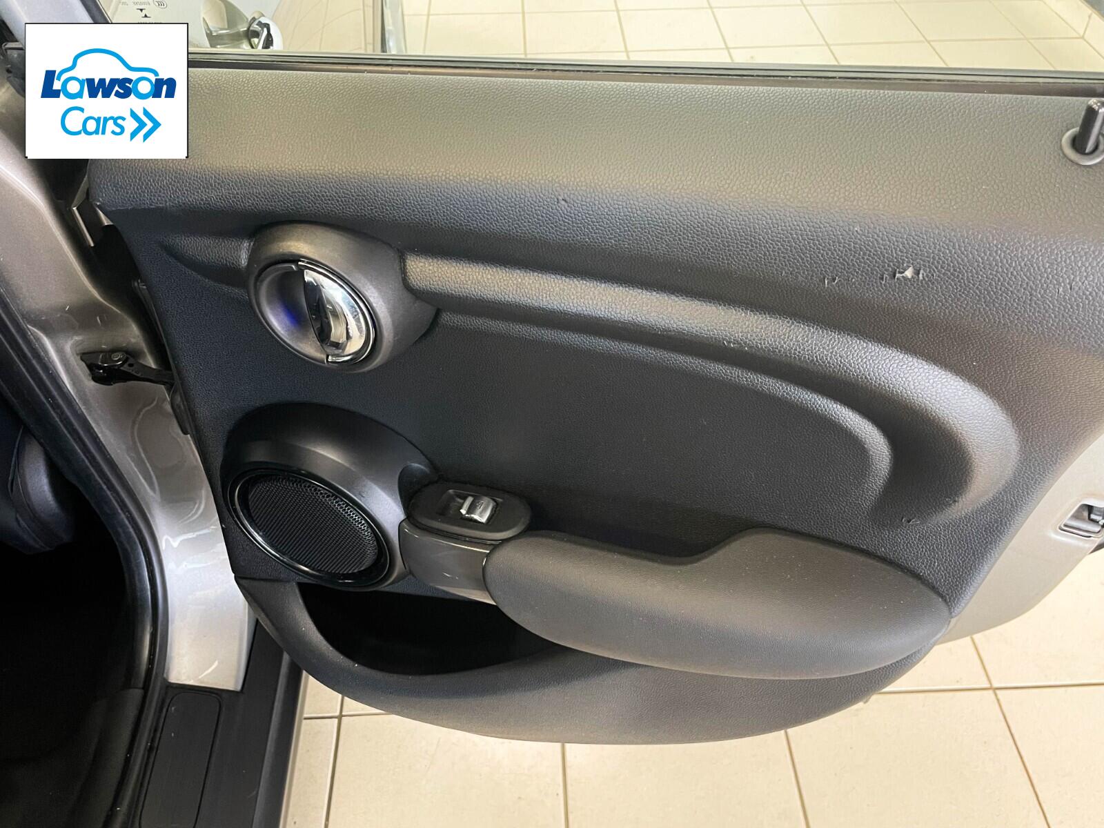 MINI HATCHBACK 1.5 One Classic II 5dr [Comfort/Nav Pack]