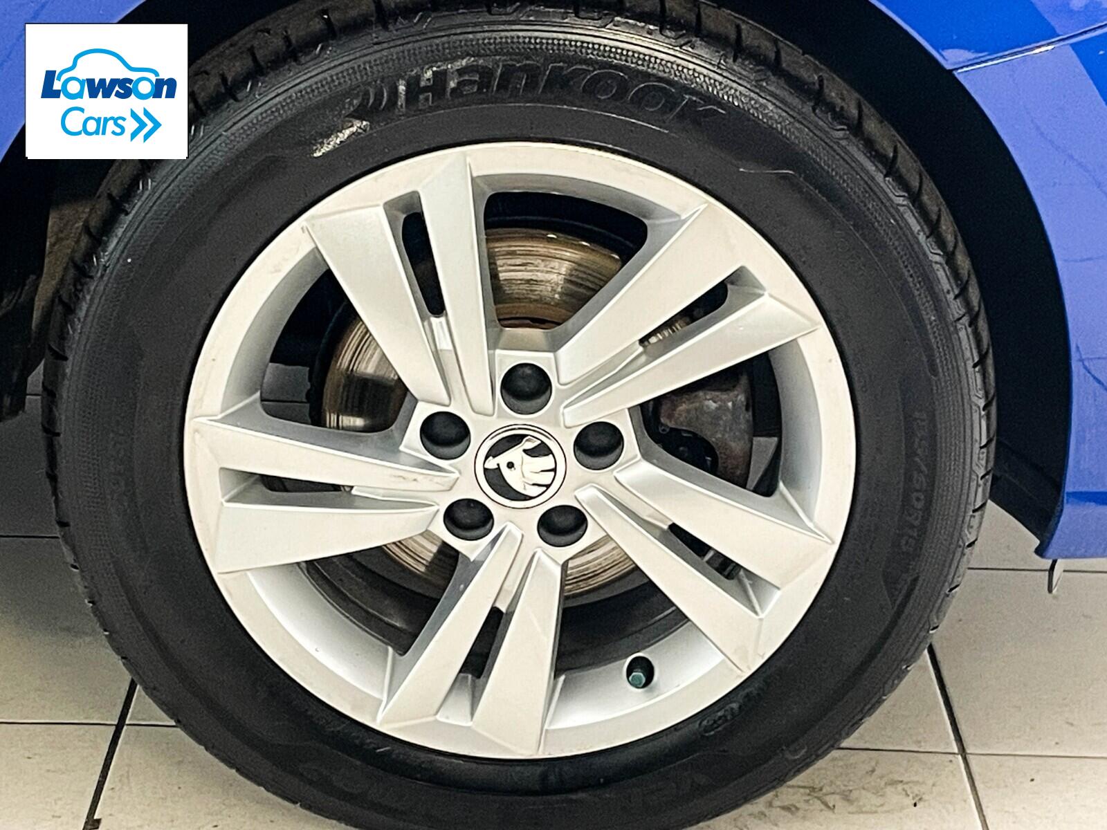 Skoda Fabia 1.0 MPI SE 5dr