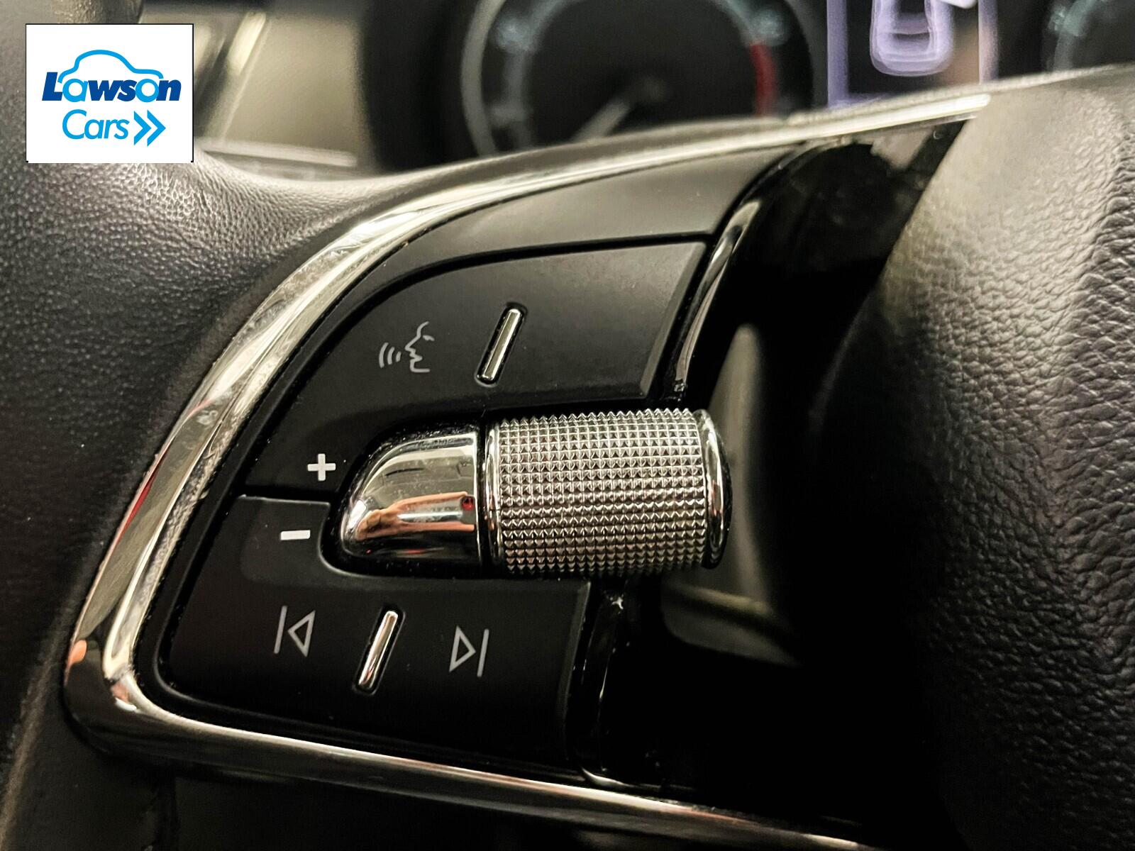 Skoda Fabia 1.0 MPI SE 5dr