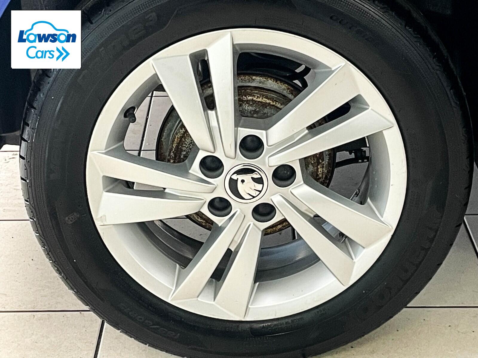 Skoda Fabia 1.0 MPI SE 5dr