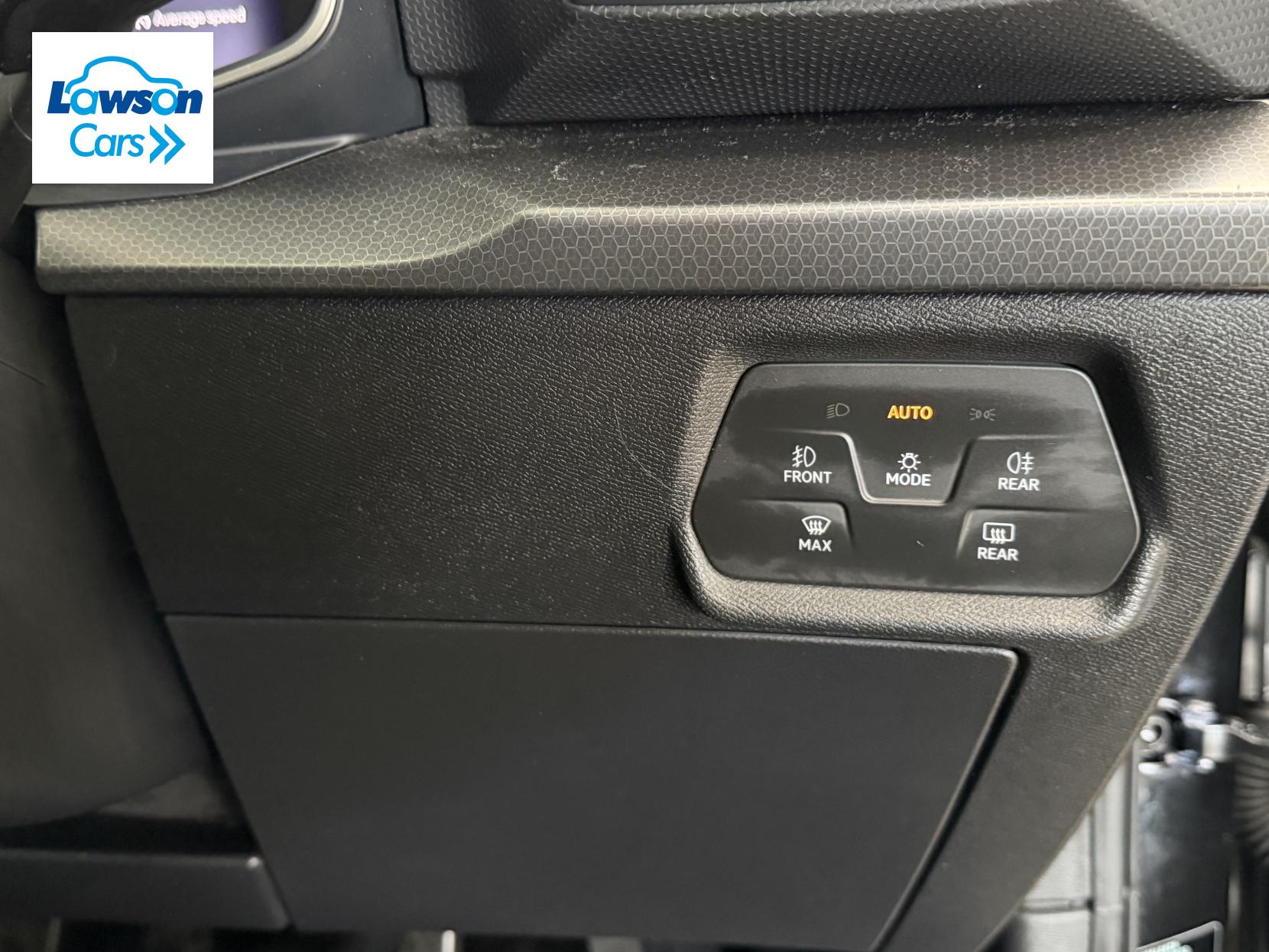 SEAT Leon 1.0 TSI EVO SE Dynamic Hatchback 5dr Petrol Manual Euro 6 (s/s) (110 ps)