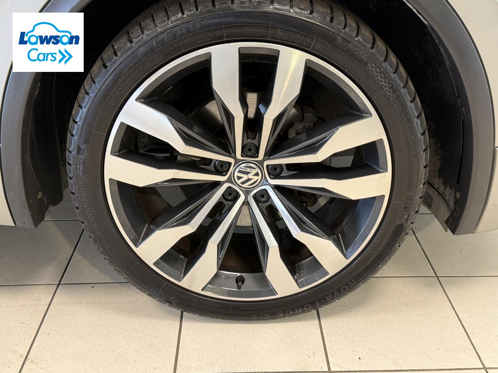 Volkswagen Tiguan 2.0 TDI R-Line Tech SUV 5dr Diesel Manual Euro 6 (s/s) (150 ps)