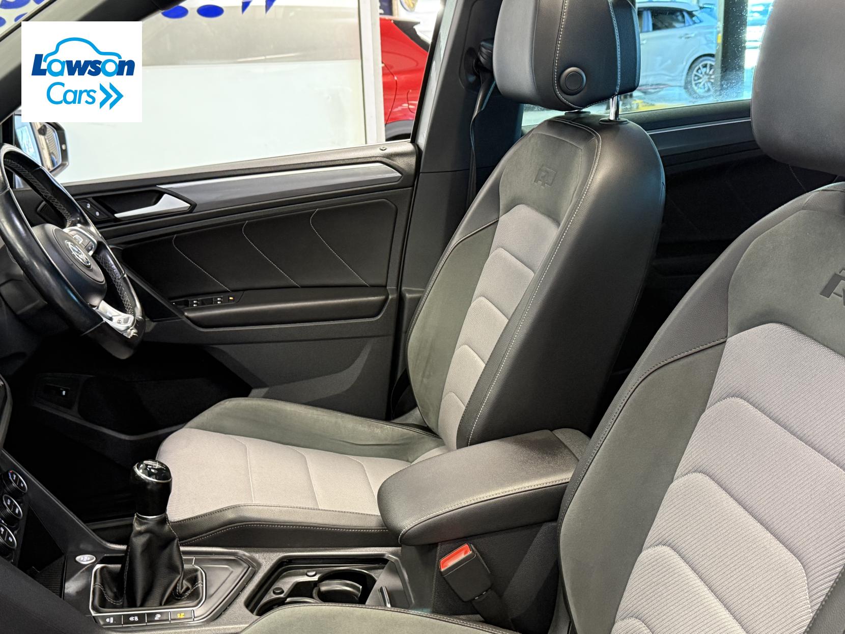 Volkswagen Tiguan 2.0 TDI R-Line Tech SUV 5dr Diesel Manual Euro 6 (s/s) (150 ps)