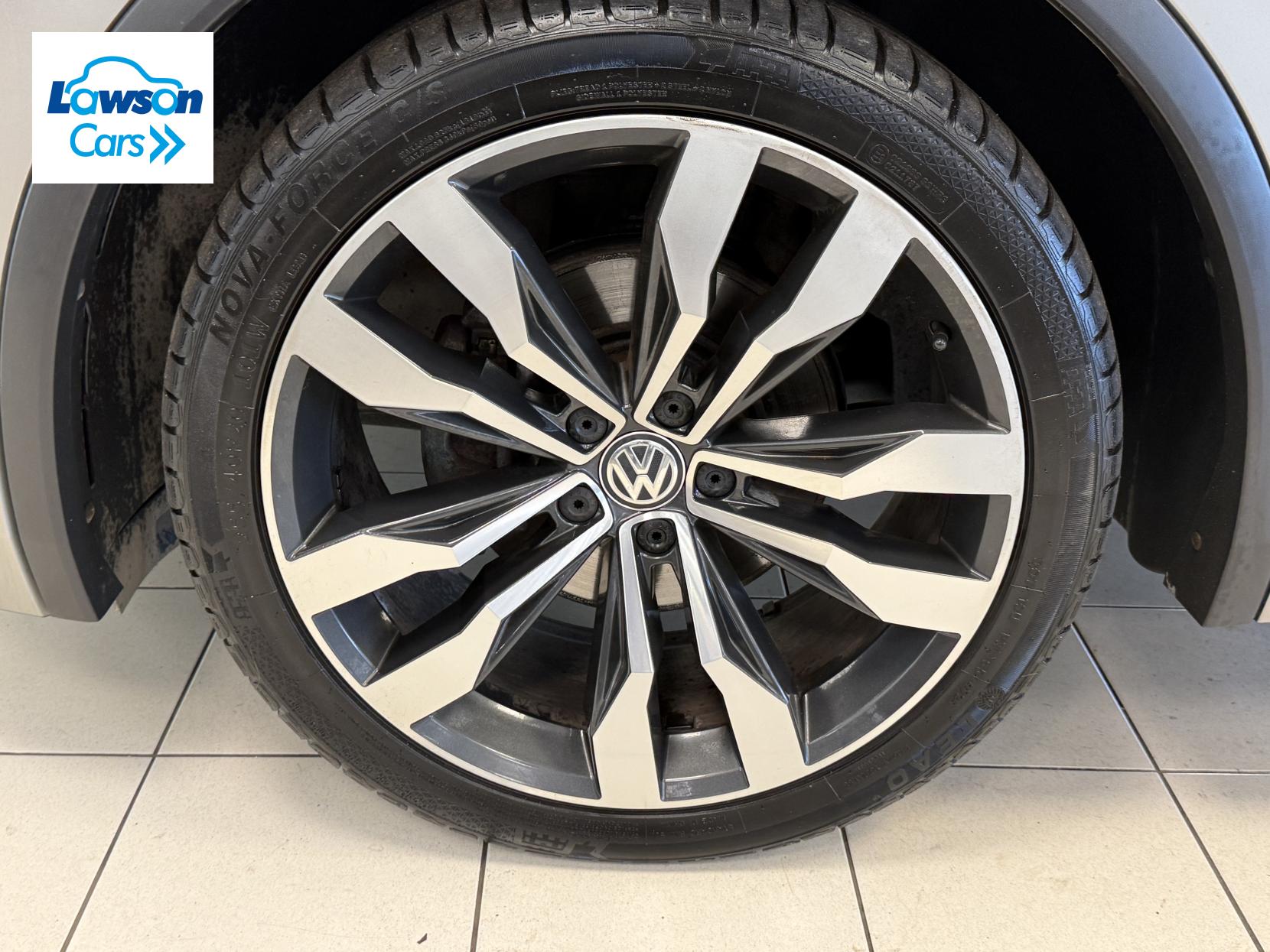 Volkswagen Tiguan 2.0 TDI R-Line Tech SUV 5dr Diesel Manual Euro 6 (s/s) (150 ps)