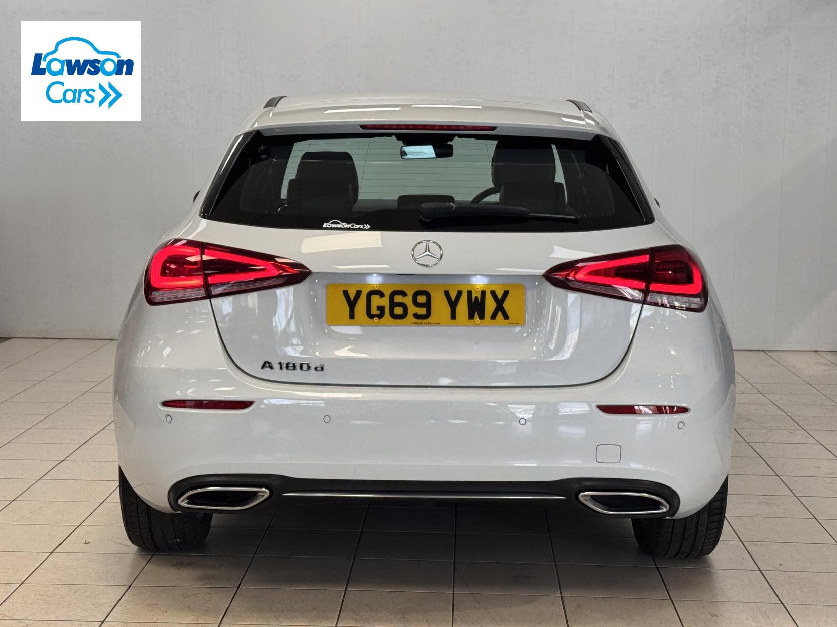 Mercedes-Benz A Class 1.5 A180d Sport (Executive) Hatchback 5dr Diesel 7G-DCT Euro 6 (s/s) (116 ps)