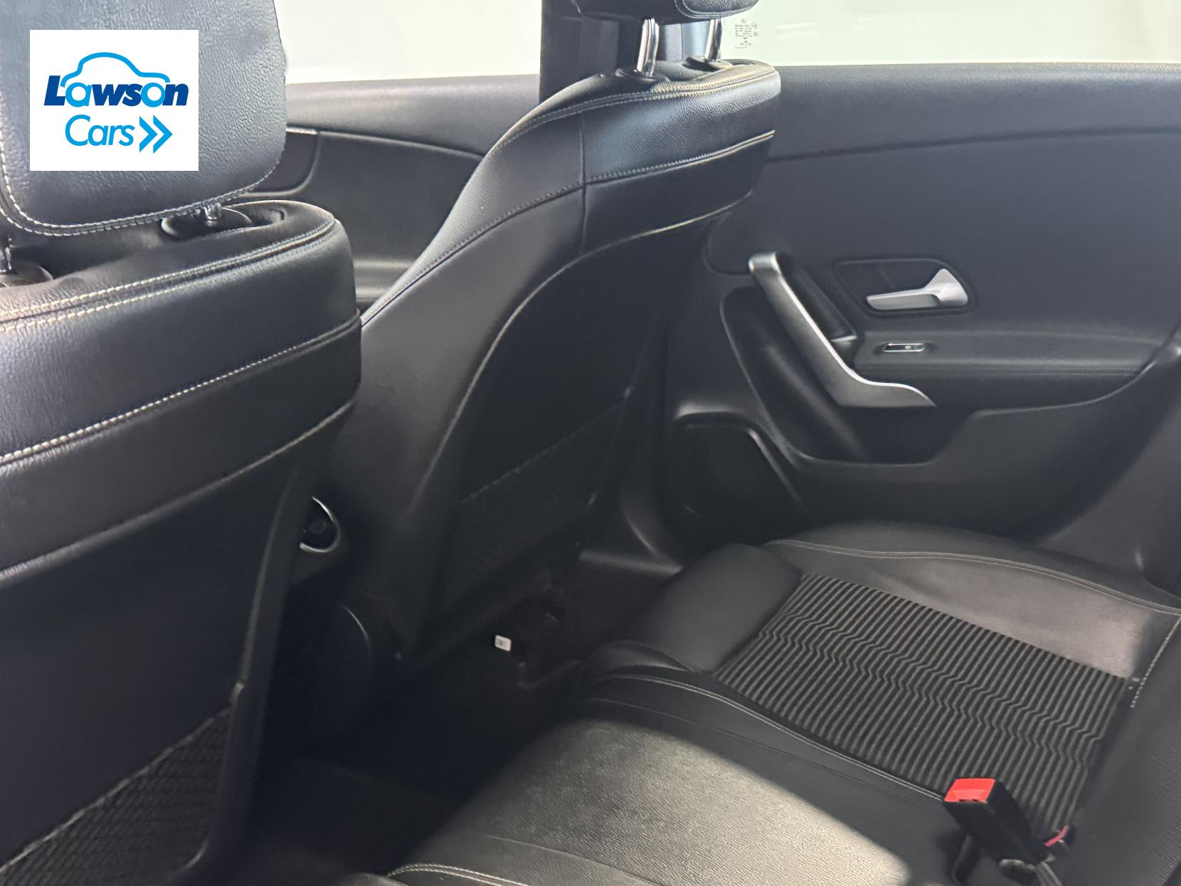 Mercedes-Benz A Class 1.5 A180d Sport (Executive) Hatchback 5dr Diesel 7G-DCT Euro 6 (s/s) (116 ps)