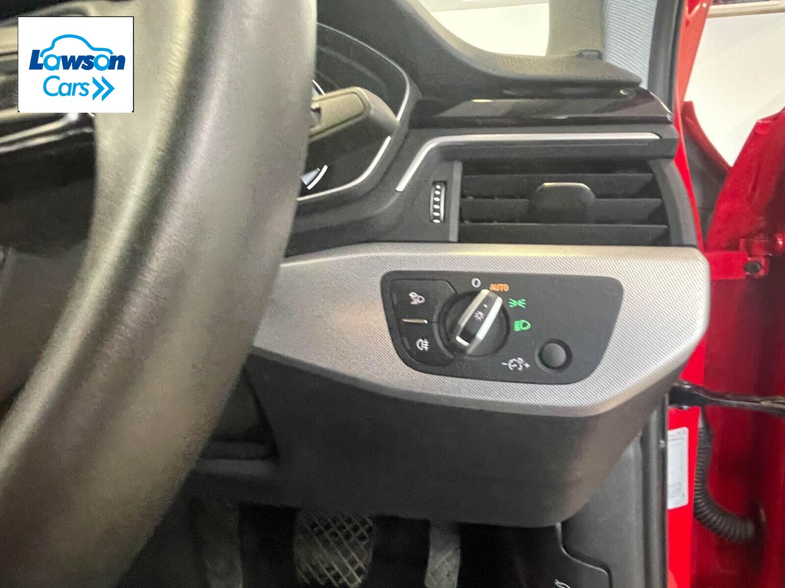 Audi A4 30 TDI Technik 4dr S Tronic