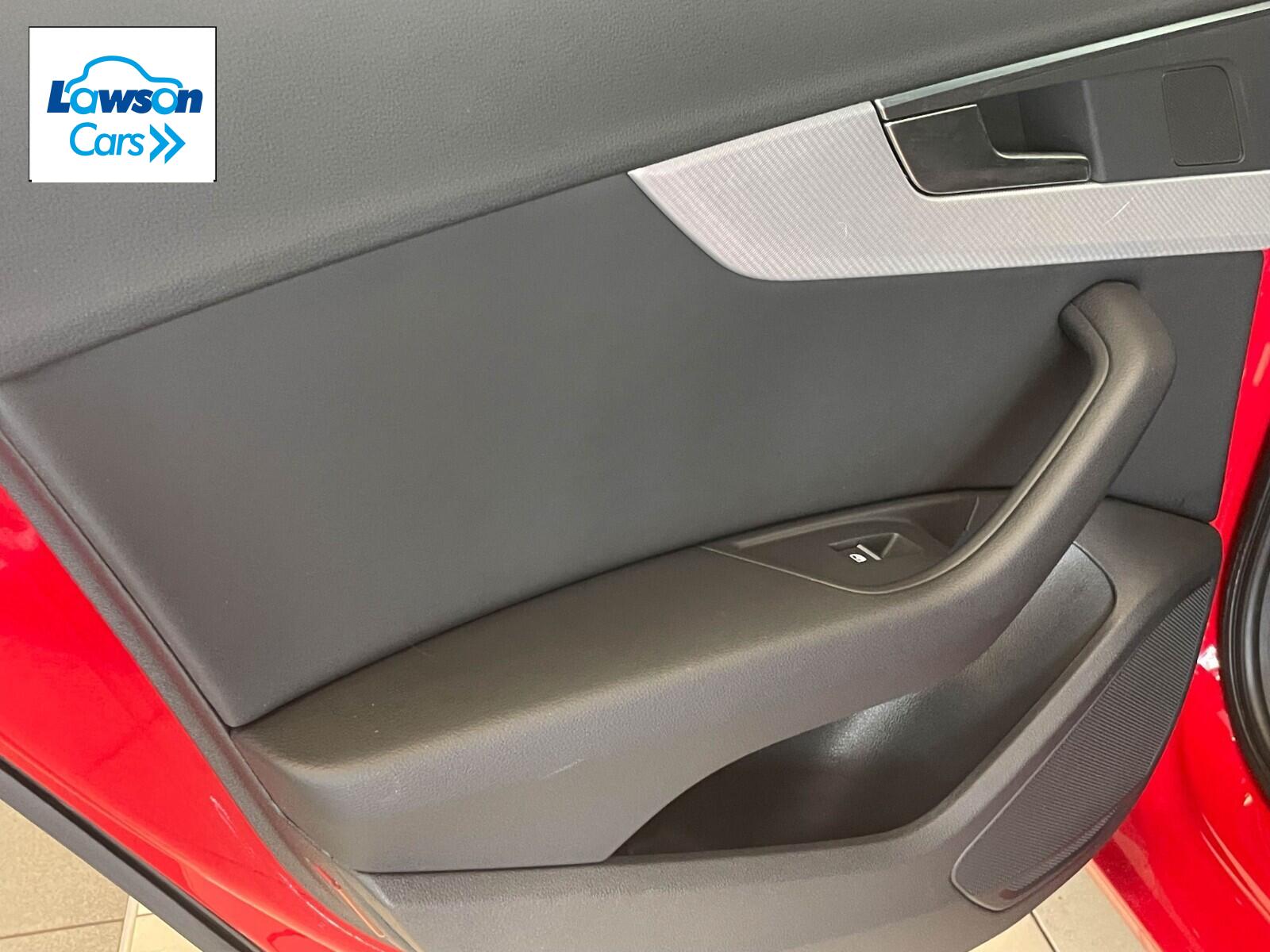 Audi A4 30 TDI Technik 4dr S Tronic