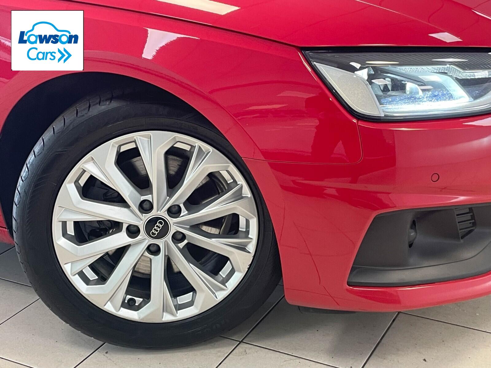 Audi A4 30 TDI Technik 4dr S Tronic