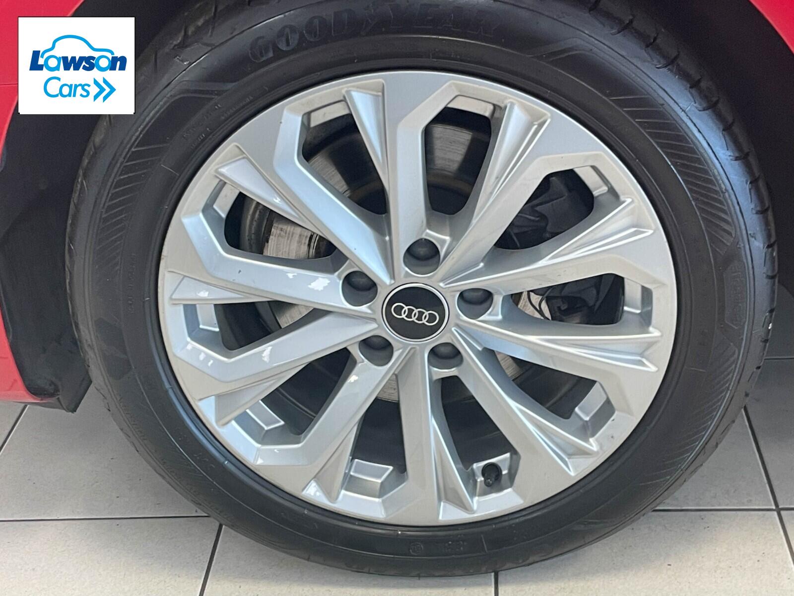 Audi A4 30 TDI Technik 4dr S Tronic