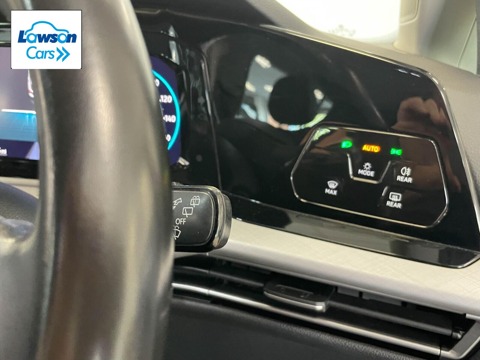 Volkswagen Golf 1.5 TSI 150 Life 5dr