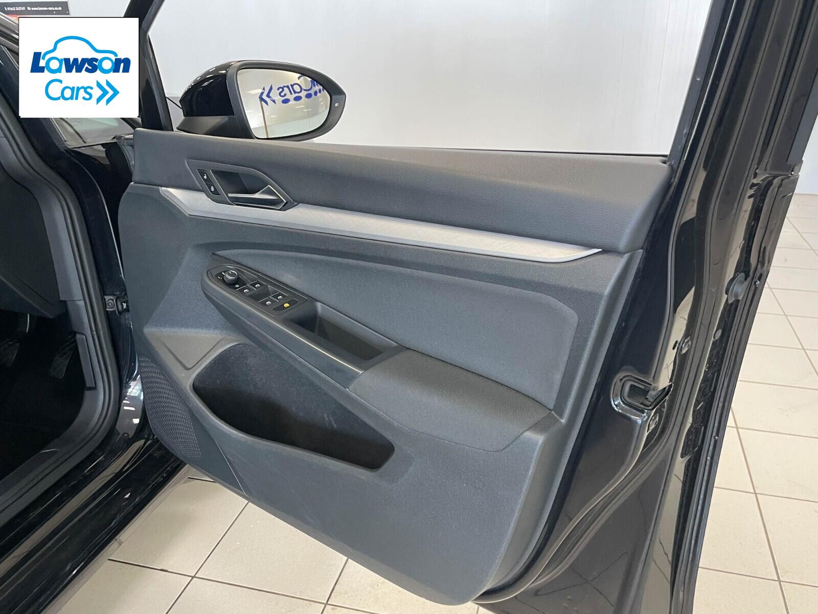 Volkswagen Golf 1.5 TSI 150 Life 5dr