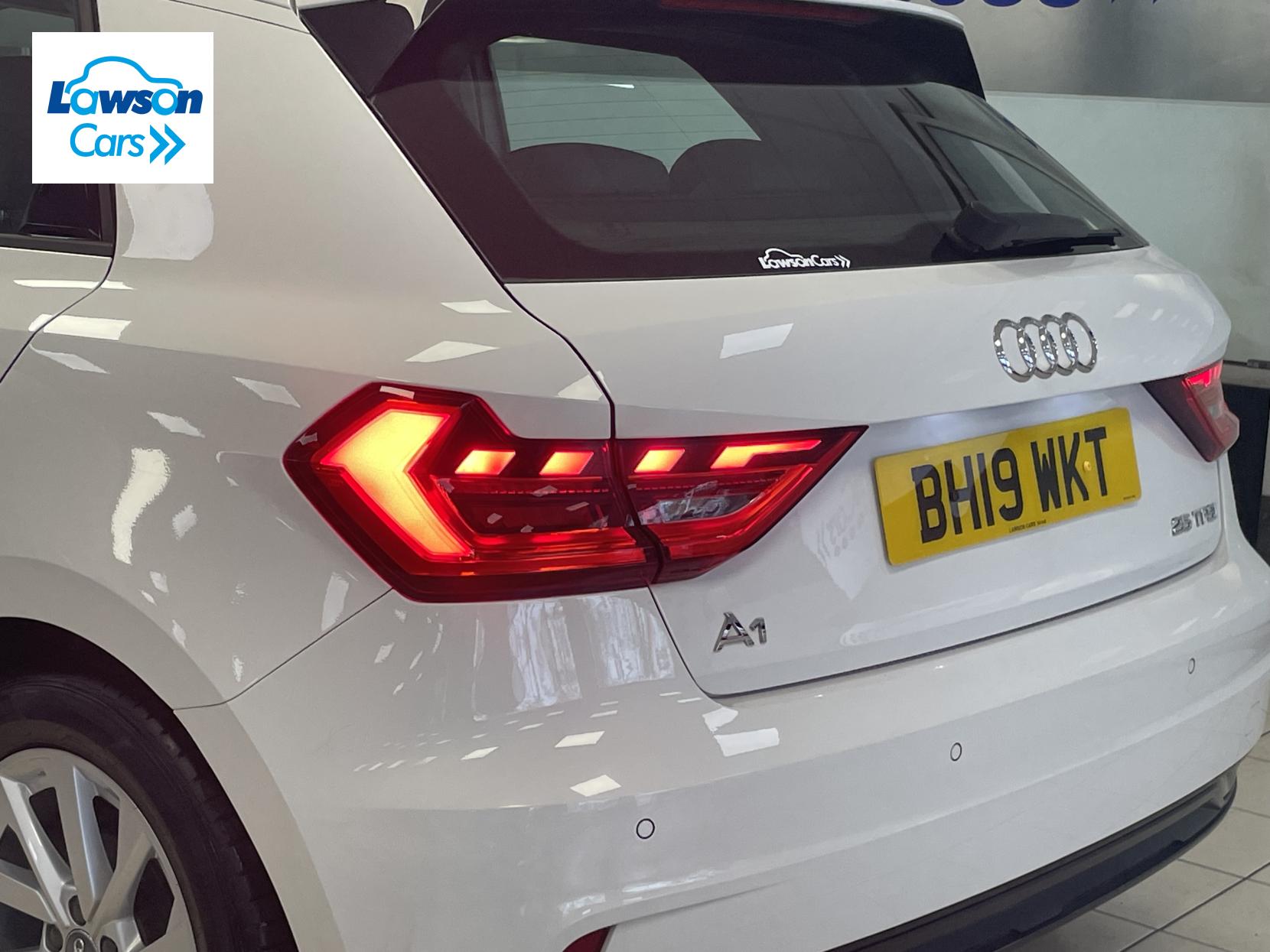 Audi A1 1.0 TFSI 25 Sport Sportback 5dr Petrol Manual Euro 6 (s/s) (95 ps)