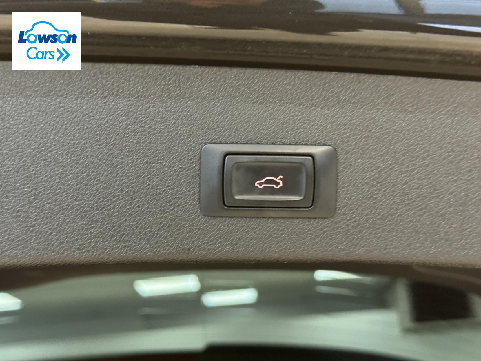 Audi SQ5 3.0 BiTDI V6 SUV 5dr Diesel Tiptronic quattro Euro 6 (s/s) (326 ps)